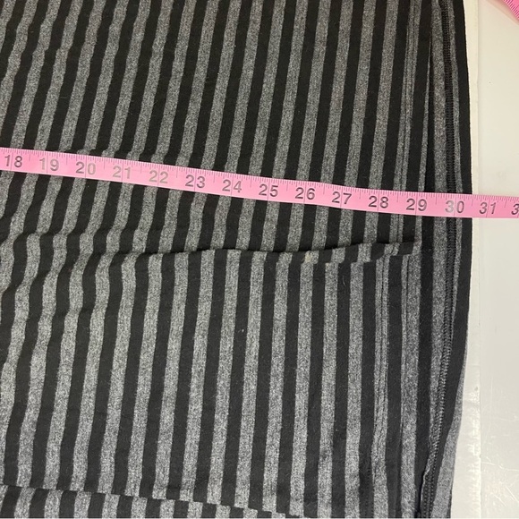 Karakorum Shirt Womens Large XL Black Gray Striped Tunic Round Neck - Picture 10 of 10